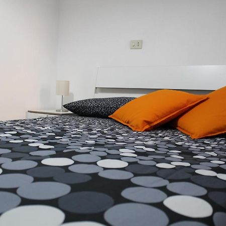 Gli Oleandri Hotell Bellano Exteriör bild