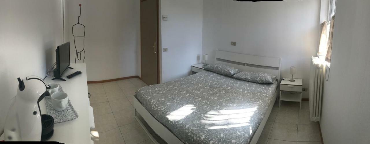 Gli Oleandri Hotell Bellano Exteriör bild