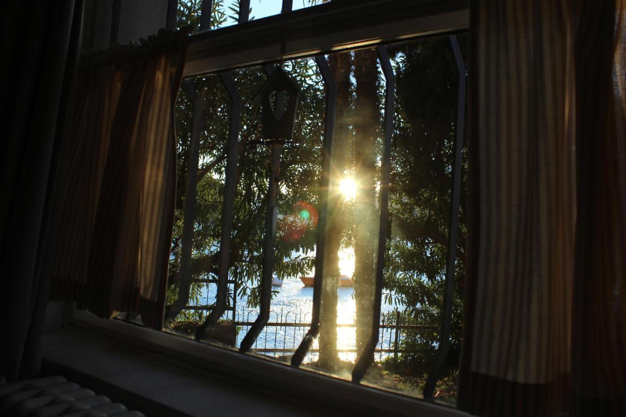Gli Oleandri Hotell Bellano Exteriör bild